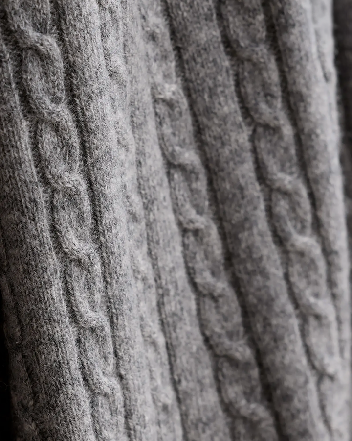 Cable Knit Cashmere Throw